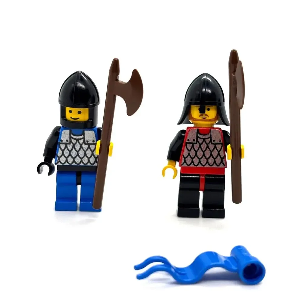 LEGO Vintage Castle Royal Knights Lot of 4 Knights with Weapons and Flags